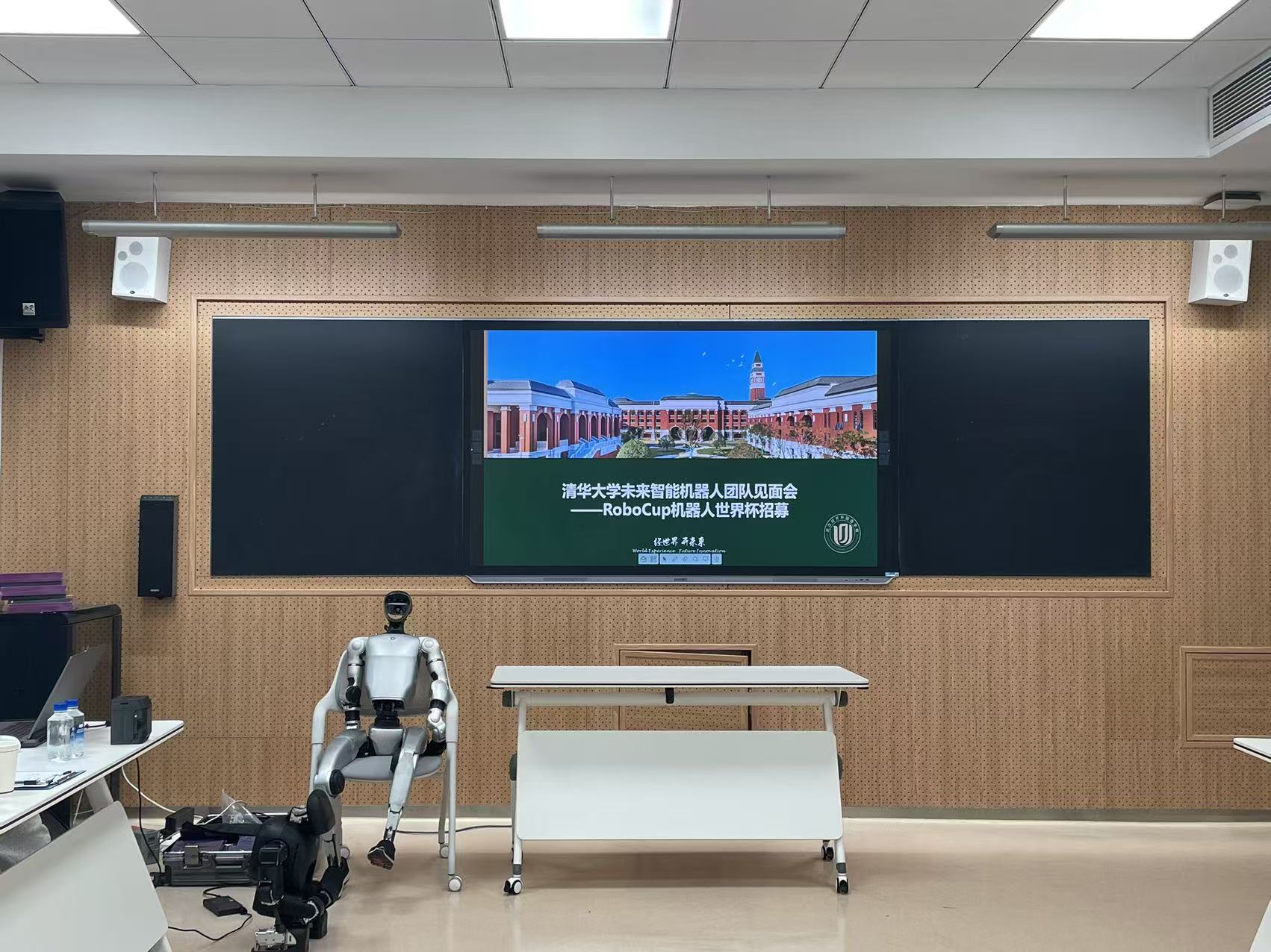 武汉经开外校宣讲会